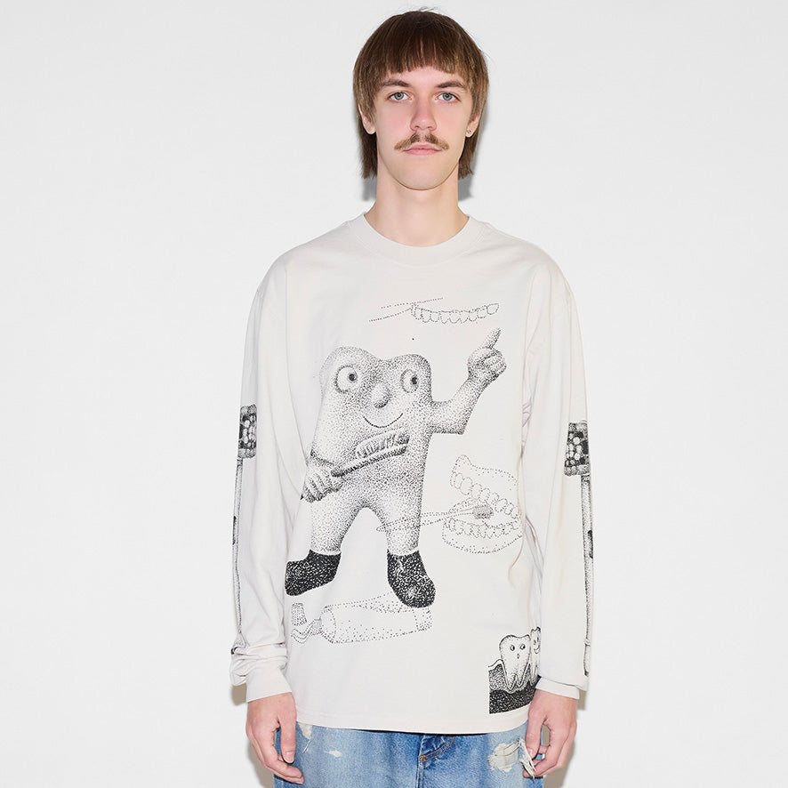 🦷TOOTHBRUSH🪥 LONGSLEEVE😬